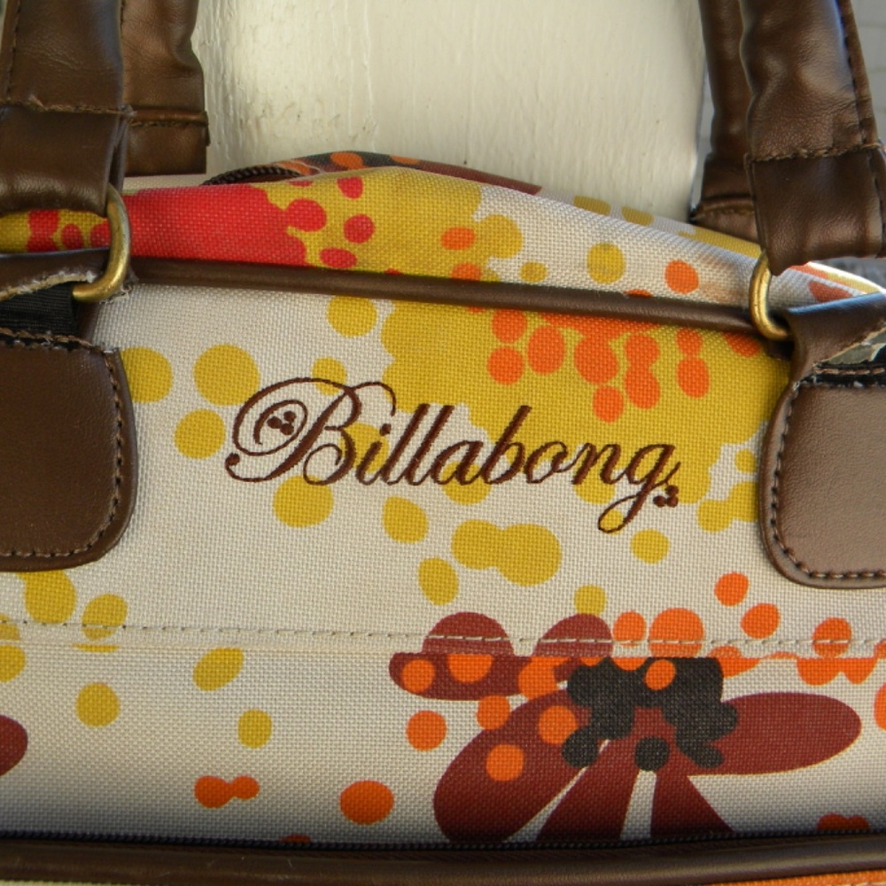 Billabong Floral  Weekender Travel Bag